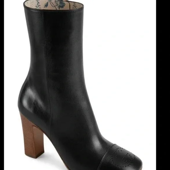 ❌SOLD❌ GUCCI Hills Logo Boot original $1350 size 36.5 - Picture 3 of 14